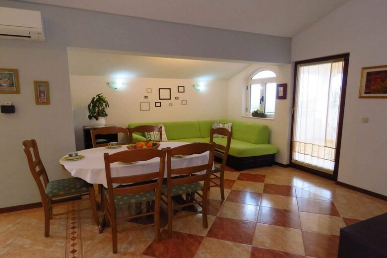 Apartamentos Holiday Home Diana