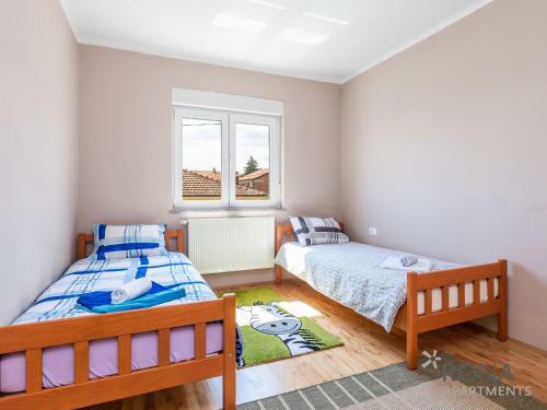 Hostal Rona Apartments Smokva