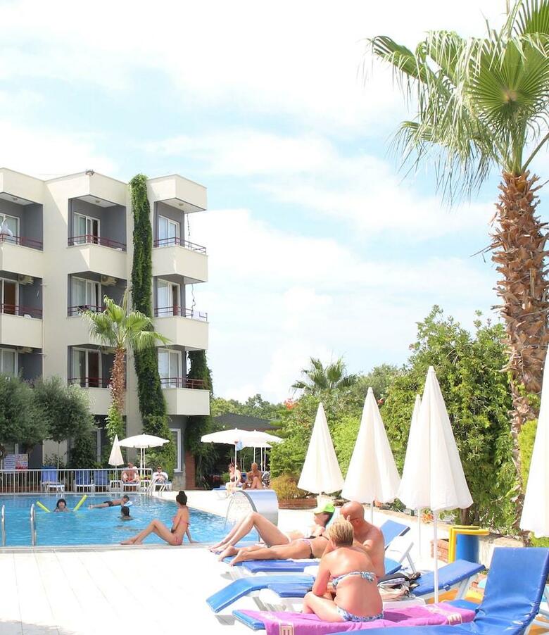 Hotel Kervan Side