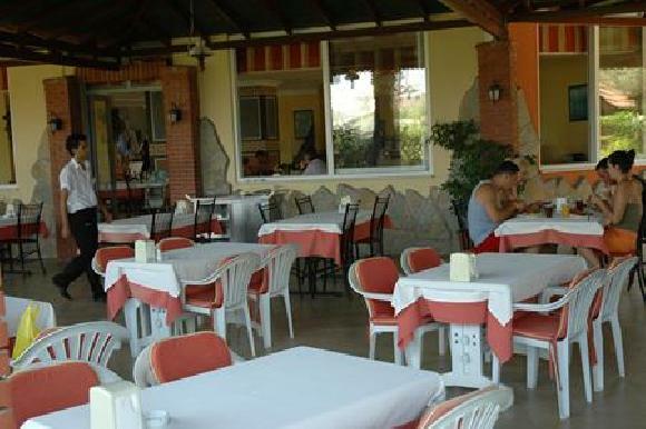 Hotel Kervan Side