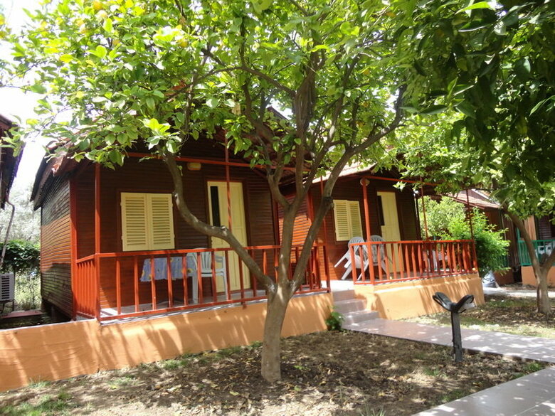 Toll Hotel
