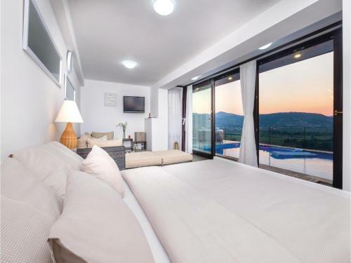 Two-bedroom Holiday Home In Samobor