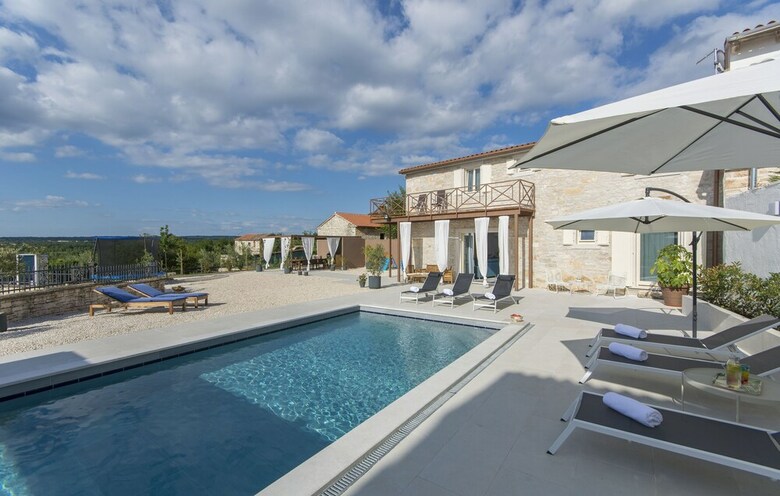Villa Famiglia