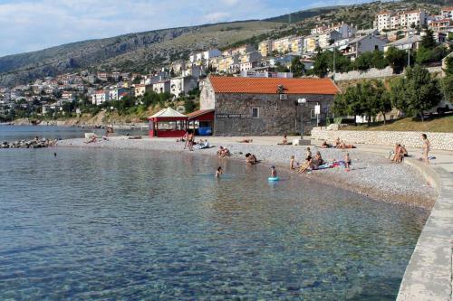 Apartments With A Parking Space Senj - 5559