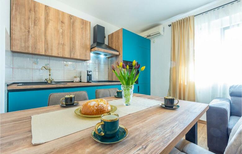 Holiday Home Sestanovac Put Zezevice
