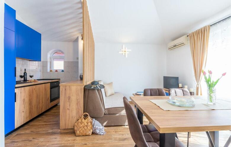 Holiday Home Sestanovac Put Zezevice