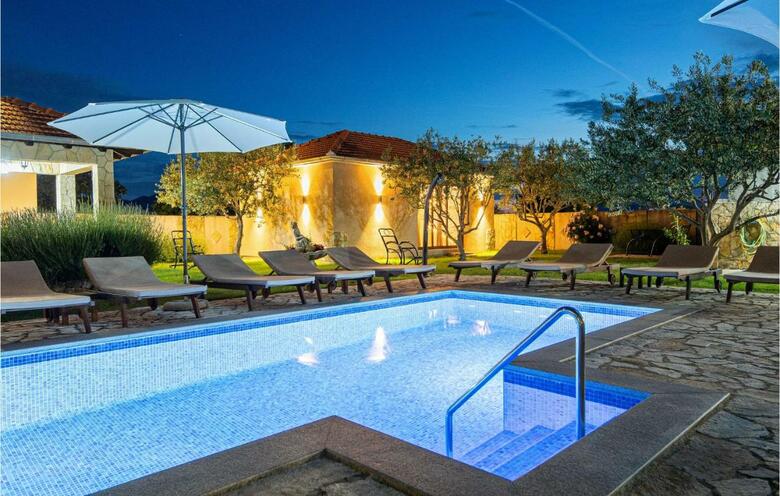 Holiday Home Sestanovac Put Zezevice