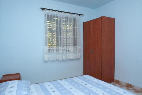Apartments By The Sea Sevid (Trogir) - 4287