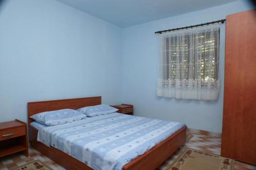 Apartments By The Sea Sevid (Trogir) - 4287