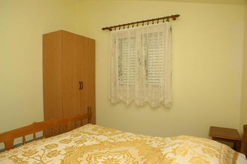 Apartments By The Sea Sevid (Trogir) - 4287
