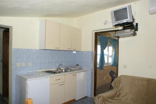 Apartments By The Sea Sevid (Trogir) - 4287