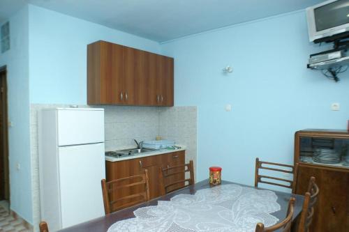 Apartments By The Sea Sevid (Trogir) - 4287