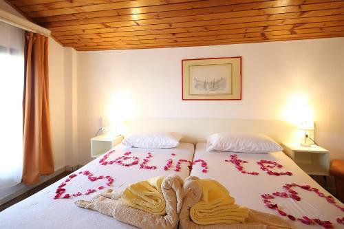 Hostal Guest House Zeba & Riviera