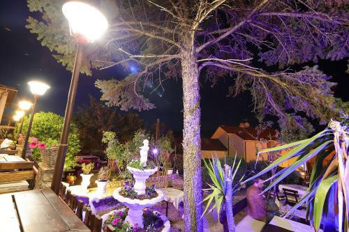 Hostal Guest House Zeba & Riviera
