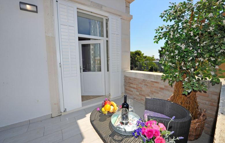 Hostal Luxury Rooms Nirvana
