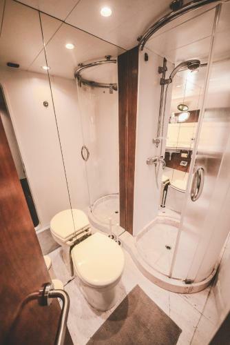 Motor Yacht Boatel