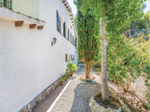 Four-bedroom Holiday Home In Coma-ruga, El Vendrell