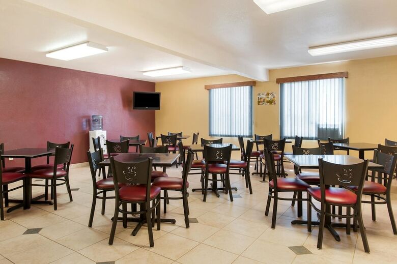 Hotel Quality Inn & Suites