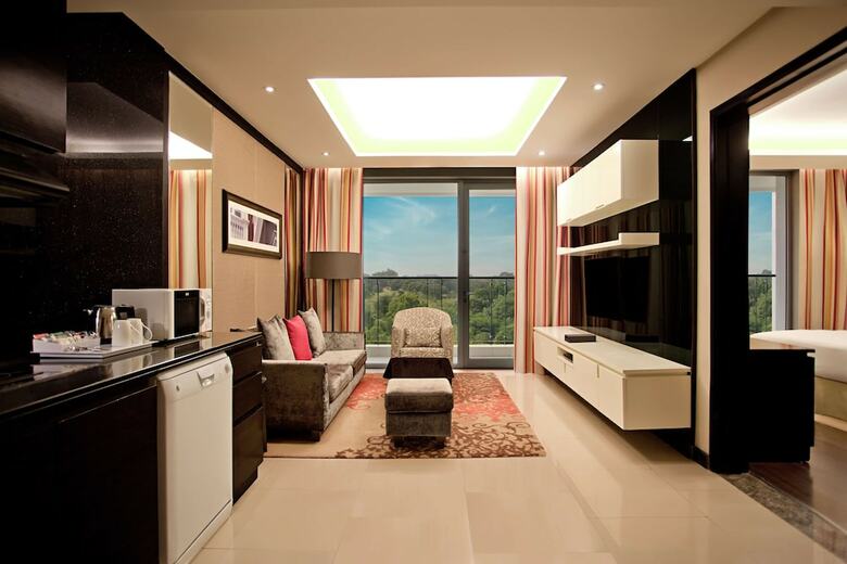 Hotel Double Tree Suites By Hilton Bangalore