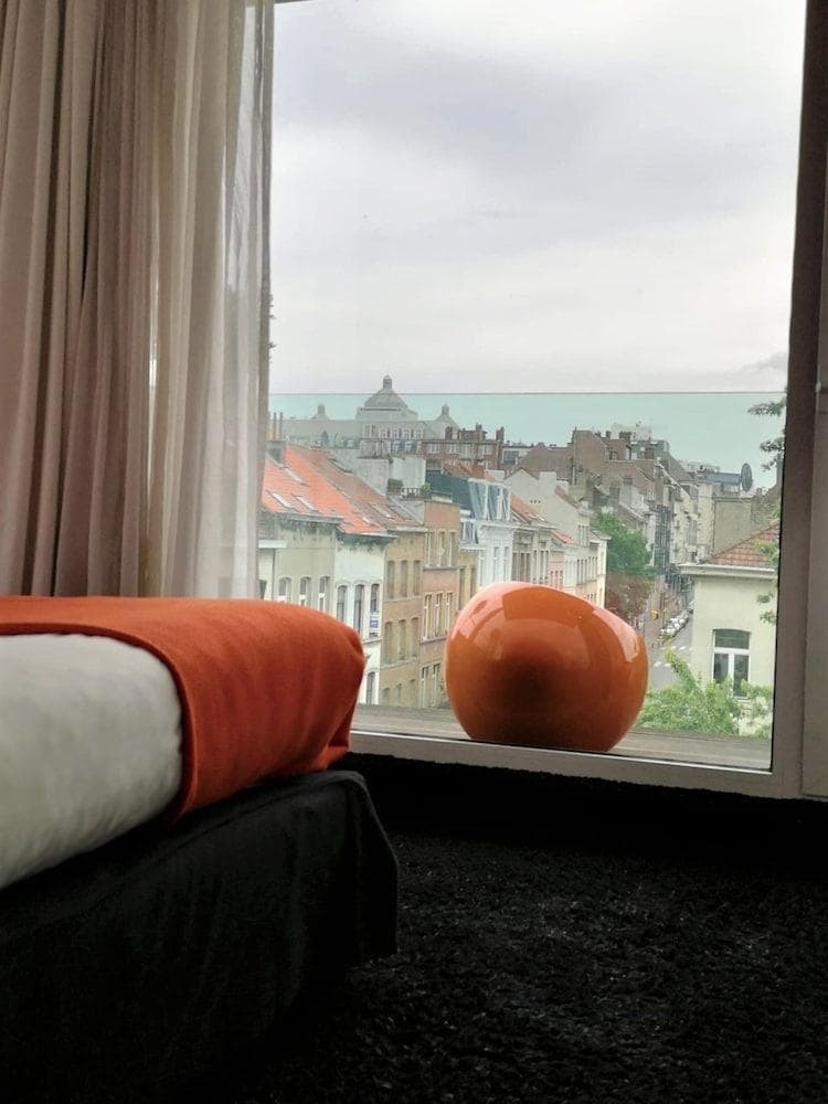 Hotel Pantone