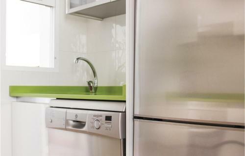 Three-bedroom Holiday Home In Los Narejos