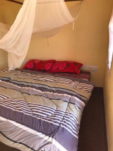 Albergue Dean?s Hillview Backpackers,campsite,bar & Restaurant
