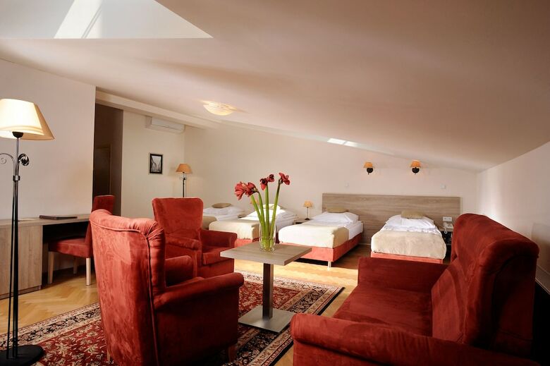 Hotel Santi(cuarto Std Nrf)