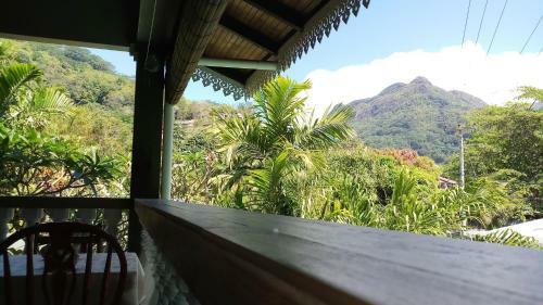 Hostal Romance Bungalows