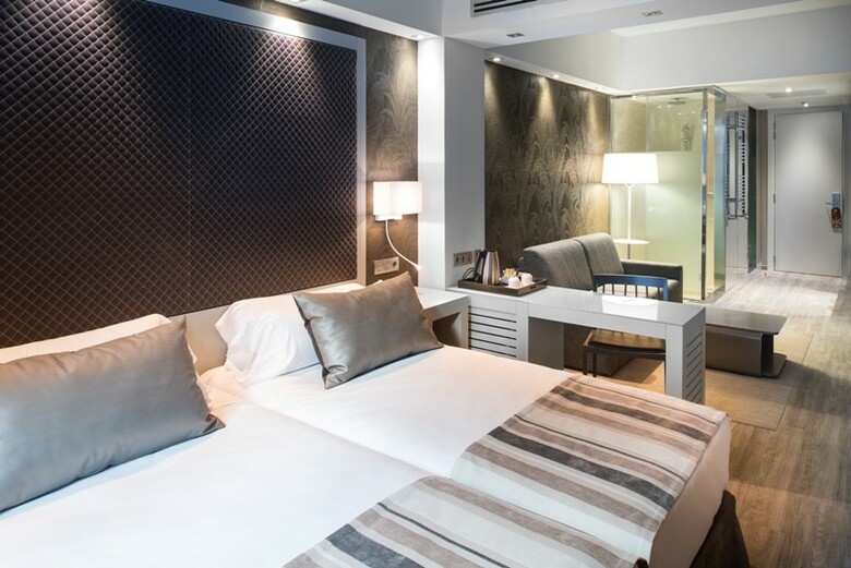 Hotel Catalonia Square
