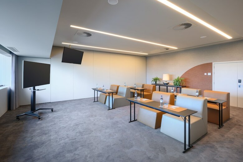 Hotel Meli� Lisboa Aeroporto