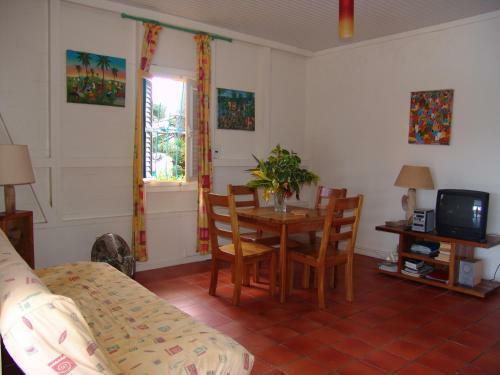 Les Villas Cr�oles De Sainte-anne