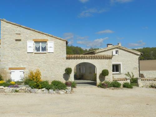 Holiday Home Aubignane La Bergerette De Pierroun
