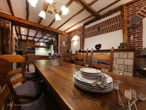 Charming Holiday Home In Mettet With Garden