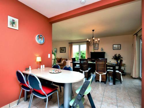 Chic Holiday Home In Durbuy With Sauna