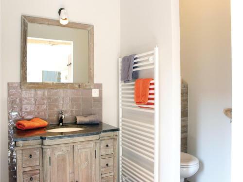 Nine-bedroom Holiday Home In Borgloon