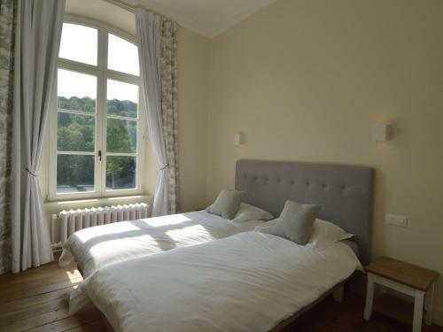 Luxurious Castle In Marchin With Infrared Sauna