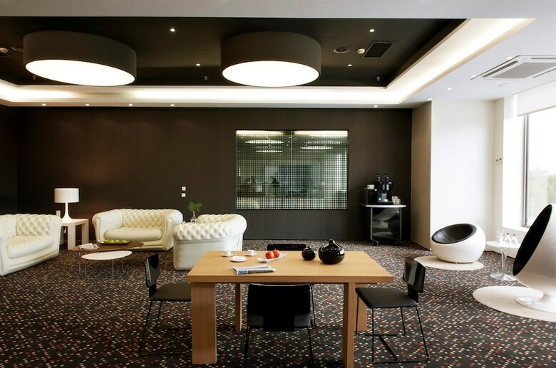 Hotel Barcel� Sants