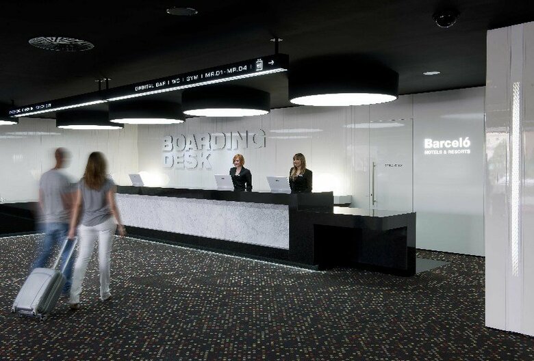 Hotel Barcel� Sants