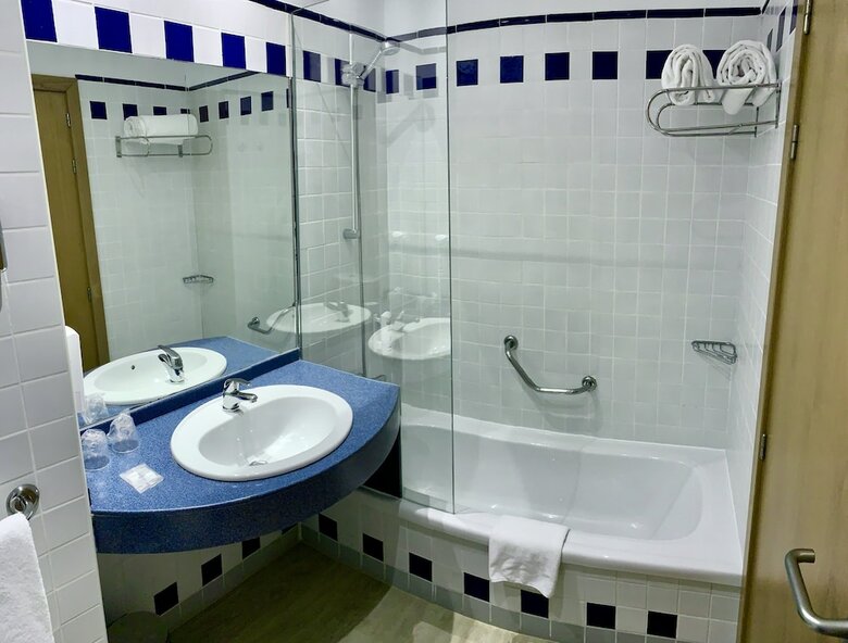 Hotel Holiday Inn Express Ciudad de Las Ciencias