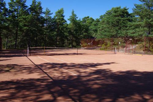 Roosta Holiday Village