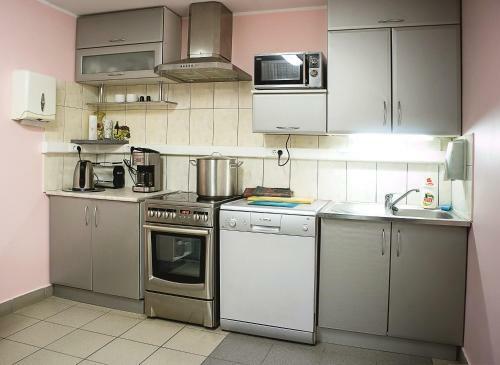 Posada Valaste Guest House And Camping