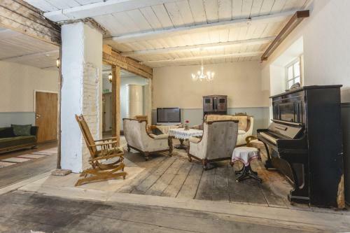 Posada Guesthouse Kadrina M�is