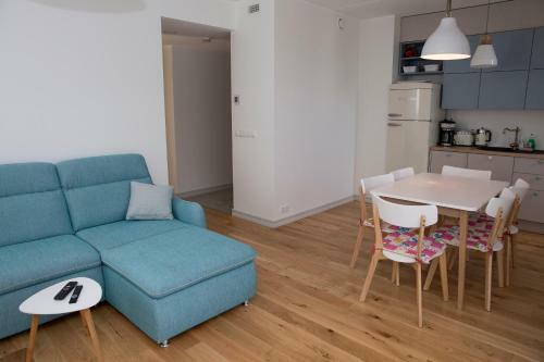 Happy Apartment
