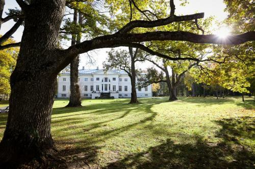Hotel Saku M�is & Saku Manor