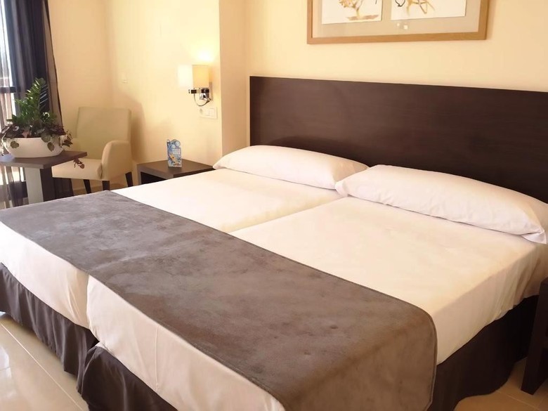 Hotel Adaria Vera