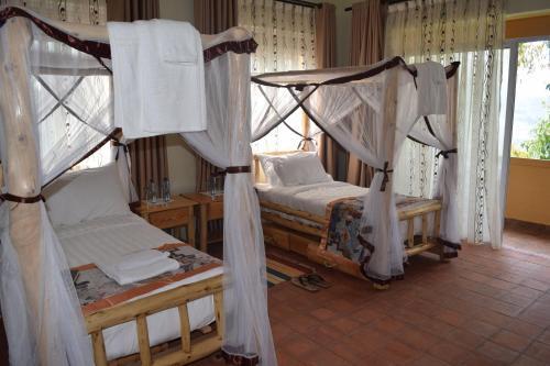 Hotel Summit Safari Lodge Muhanga