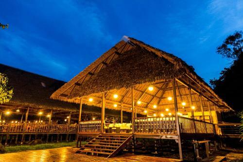 Lodge Tambopata Research Center
