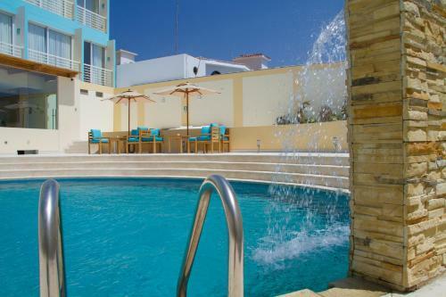 Maresta Hotel