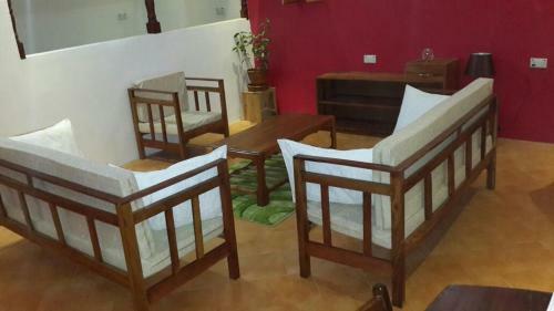 Bed & Breakfast Barabara House