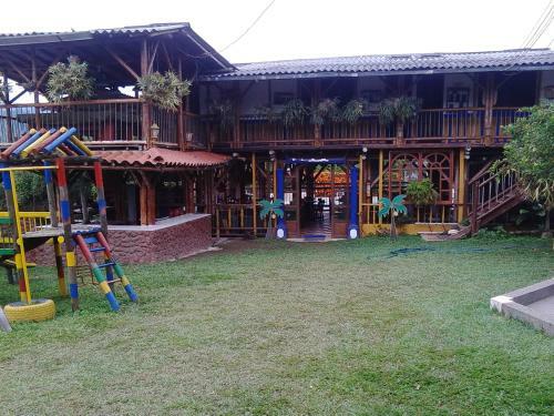 Hostal Finca Hotel Villa Lucia
